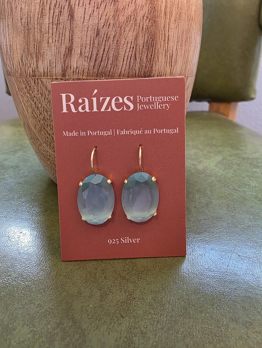 Raizes Pale Blue Drops
